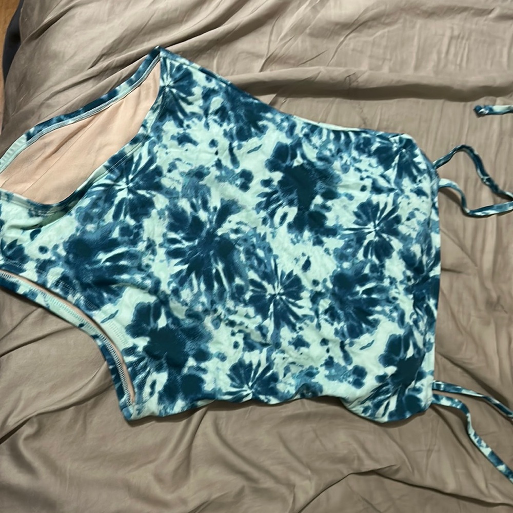 Kona sol one piece bathing suit. NWOT